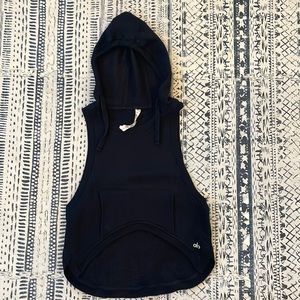 ALO Yoga black sleeveless cropped hoodie. Size x-small
